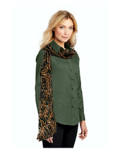 Load image into Gallery viewer, Animal Print Scarf